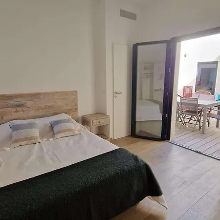Avec Piscine, Terrasses Spacieuses, Proche Plage, Parking Securise, Clim Et Wifi Inclus - Fr-1-63-356 Holiday home Monticello